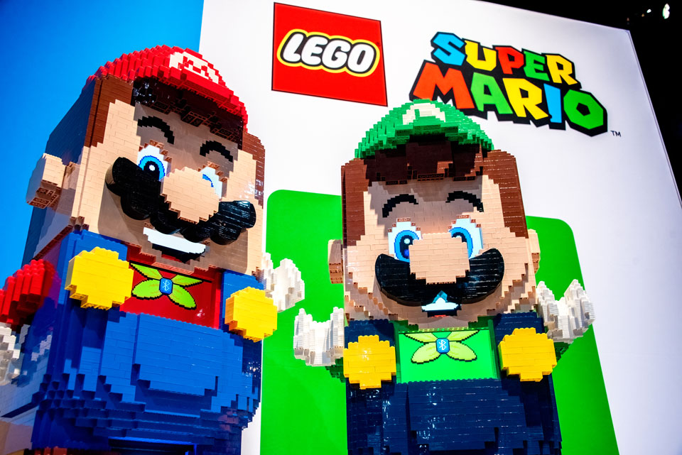LEGOSDCC_Mario