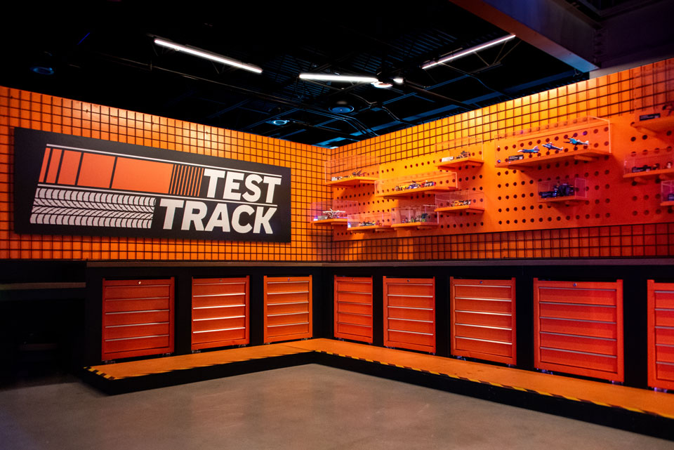 Brickade_TT_Garage1